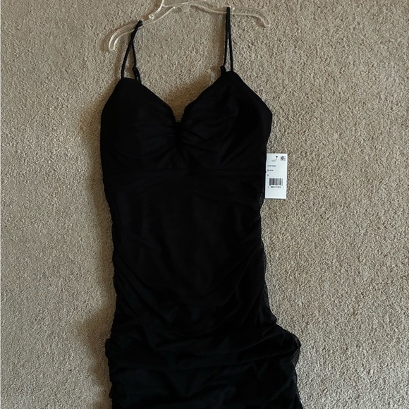 Windsor Black Mini Dress - Picture 1 of 2